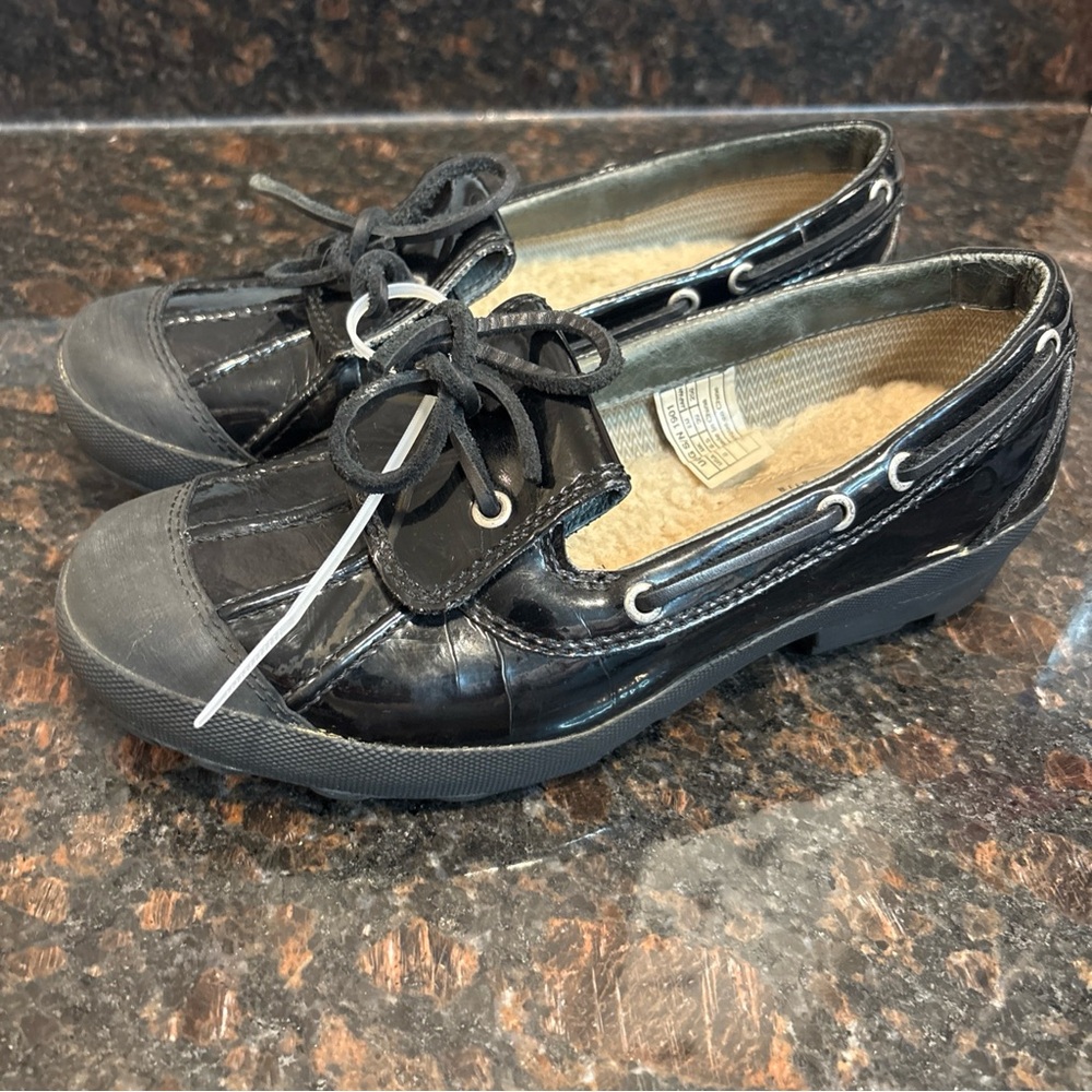 UGG Australia Ashdale Black Waterproof Duck Shoes Womens Sz 8 Sherpa wool Lined